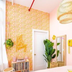 Spoonflower retro floral flower power wallpaper